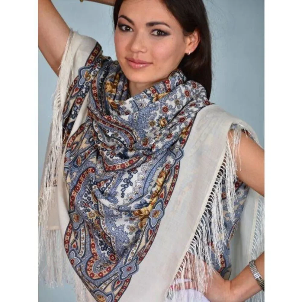 Platki Pavlova Posad 100% Wool Lilac Fairy Fringed Shawl XL